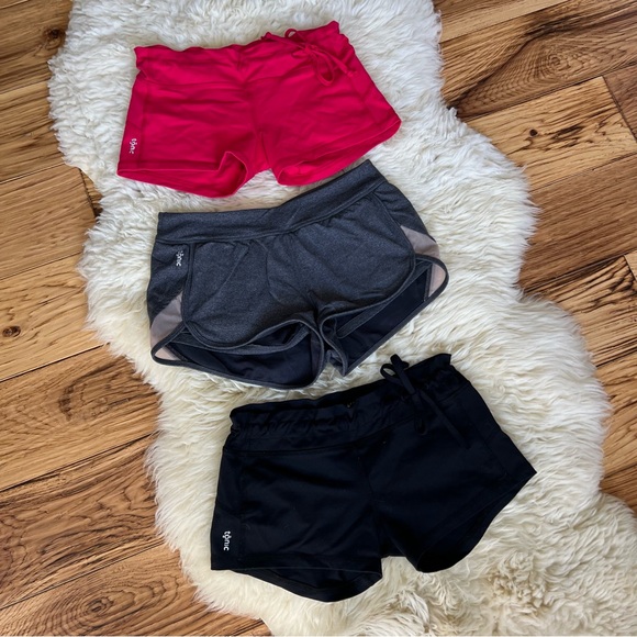 3 pc Tonic Workout Shorts Small - Picture 1 of 9